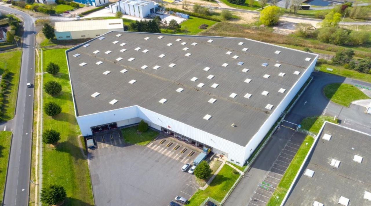 Entrepôt classe a Ormes 9271m² Location entrepôt classe a Ormes Loiret OLLOG2316249 3
